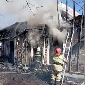 В Башкирии загорелся деревянный дом, погиб мужчина