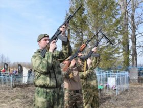 В Башкирии простились с погибшим в СВО бойцом ЧВК 
