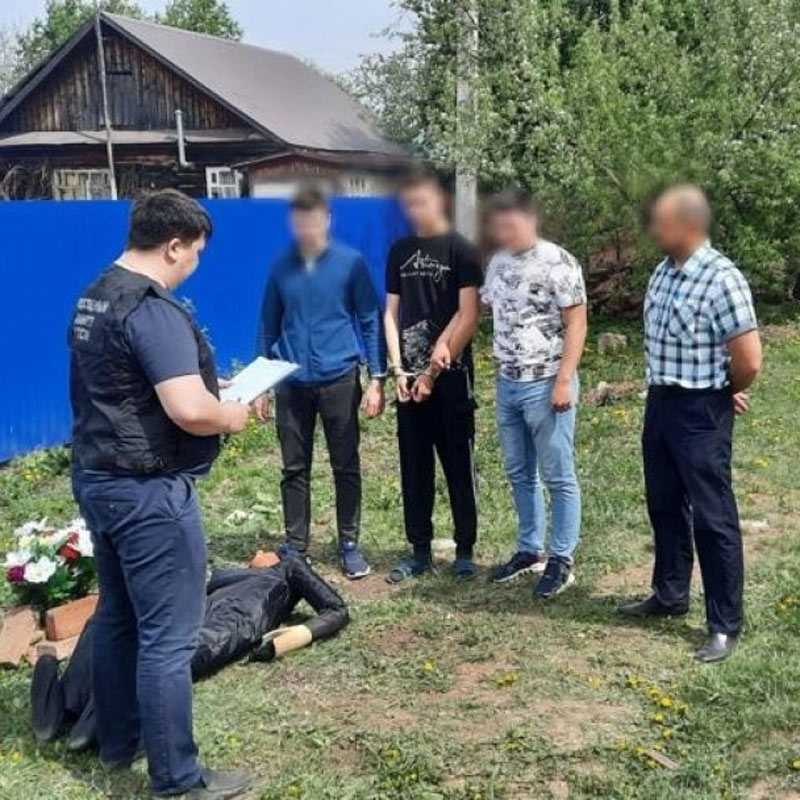 Двое жителей Башкирии 18 и 20 лет до смерти избили многодетного мужчину