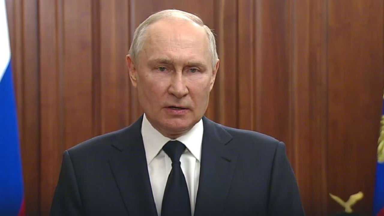 Владимир Путин обратился к россиянам в срочном выпуске новостей