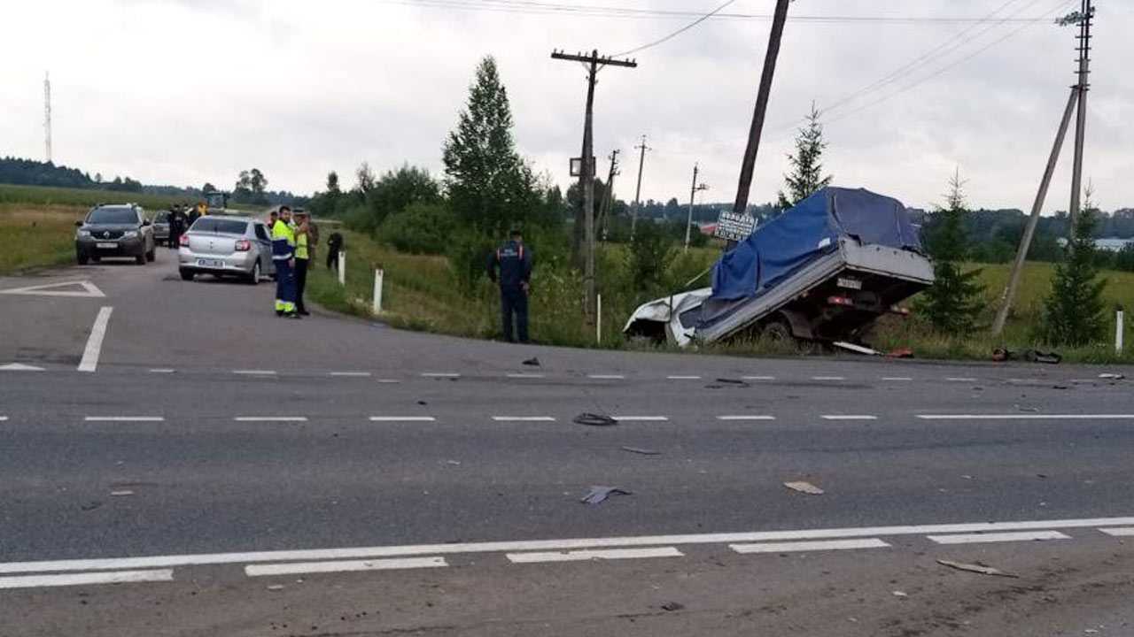 В Башкирии в жесткой аварии погиб пассажир «ГАЗели»