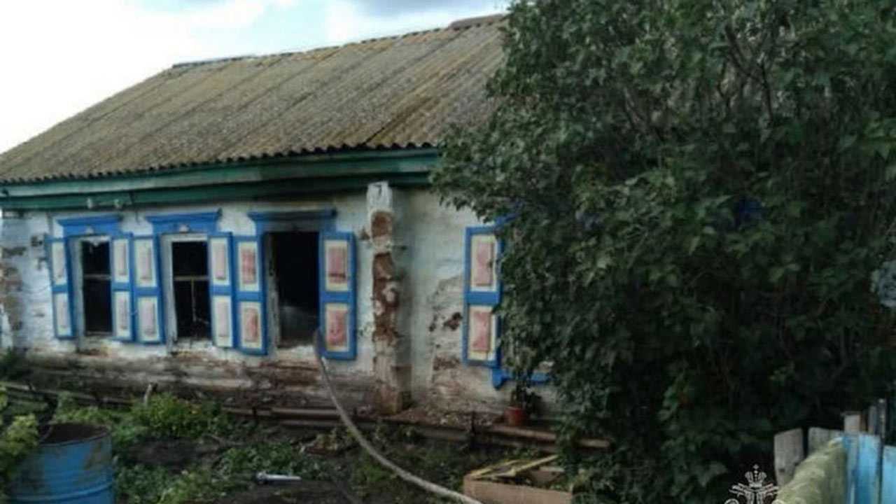 Жительница Башкирии пострадала при пожаре в частном доме