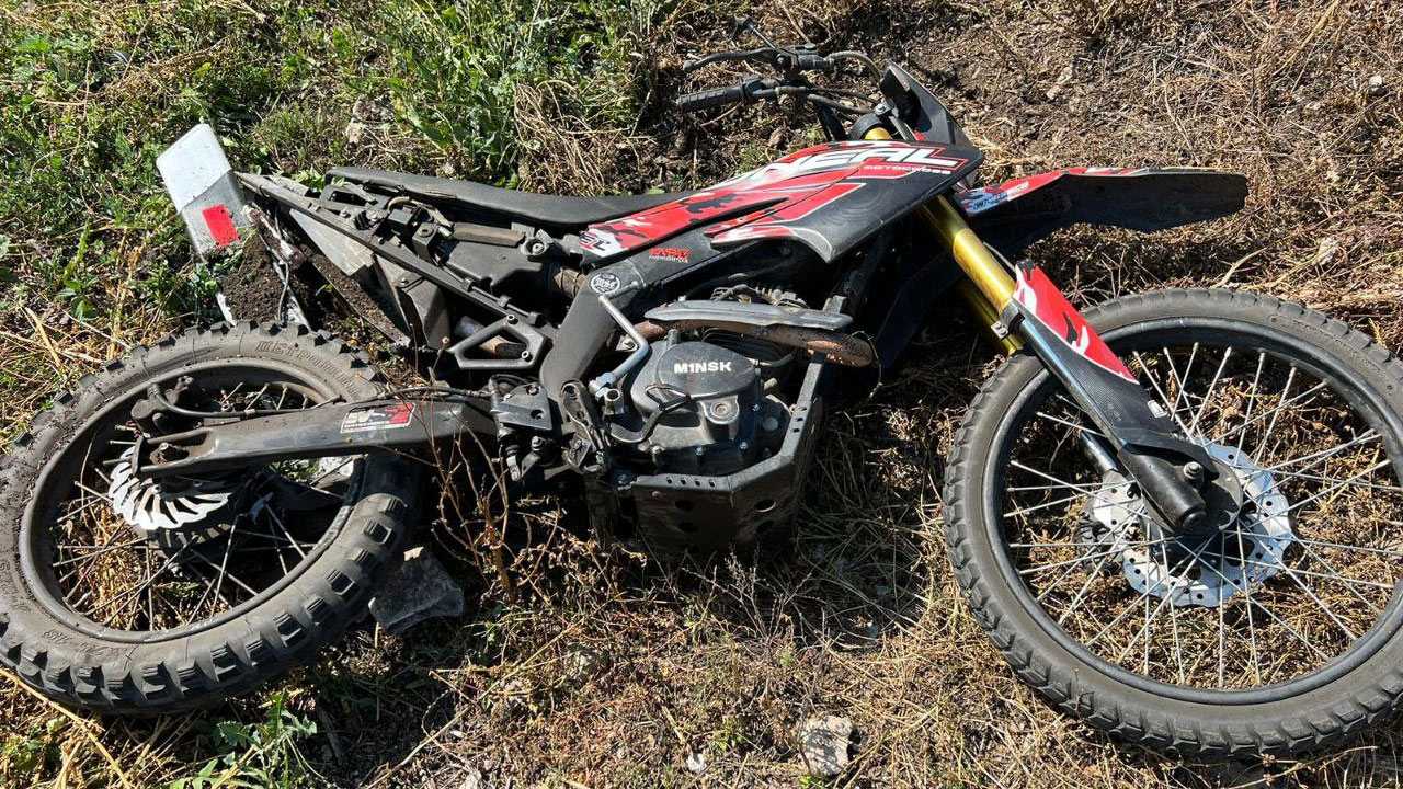 В Башкирии 15-летнего мотоциклиста насмерть сбил поезд