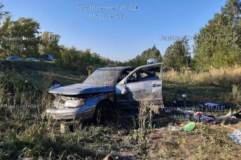 В Башкирии в аварии на трассе погибла пассажирка ВАЗ-2112
