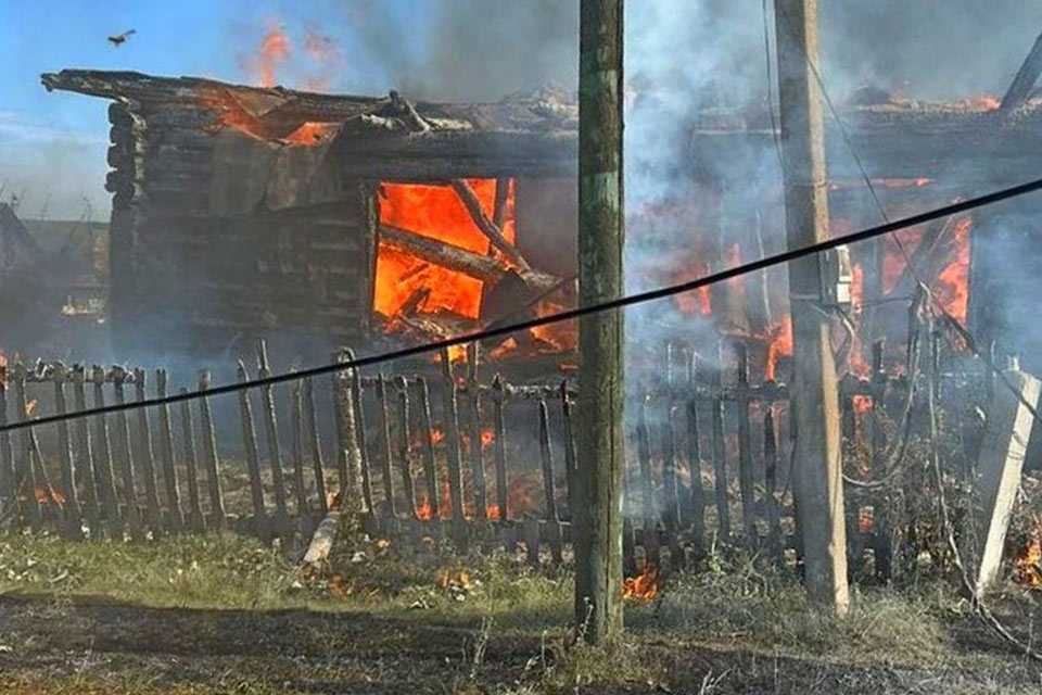 В селе Верхний Изяк в Башкирии в собственном доме заживо сгорел мужчина