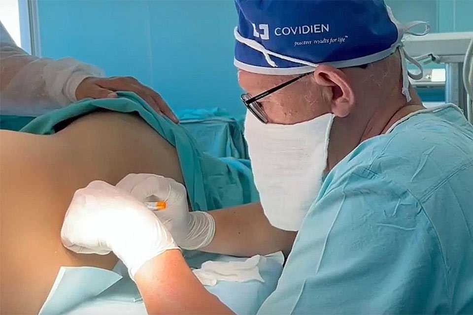 Уфимские врачи провели сложную операцию пострадавшему в ДТП подростку