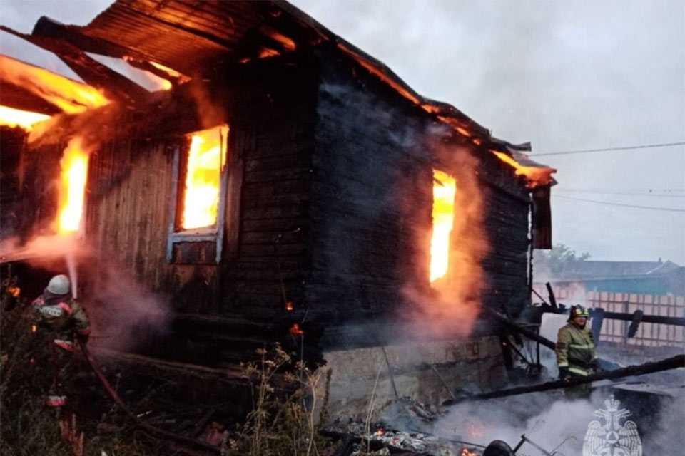 В Караидельском районе Башкирии в пожаре погиб человек