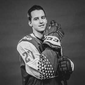 Хоккеист «Салавата Юлаева» Родион Амиров умер в возрасте 21 года