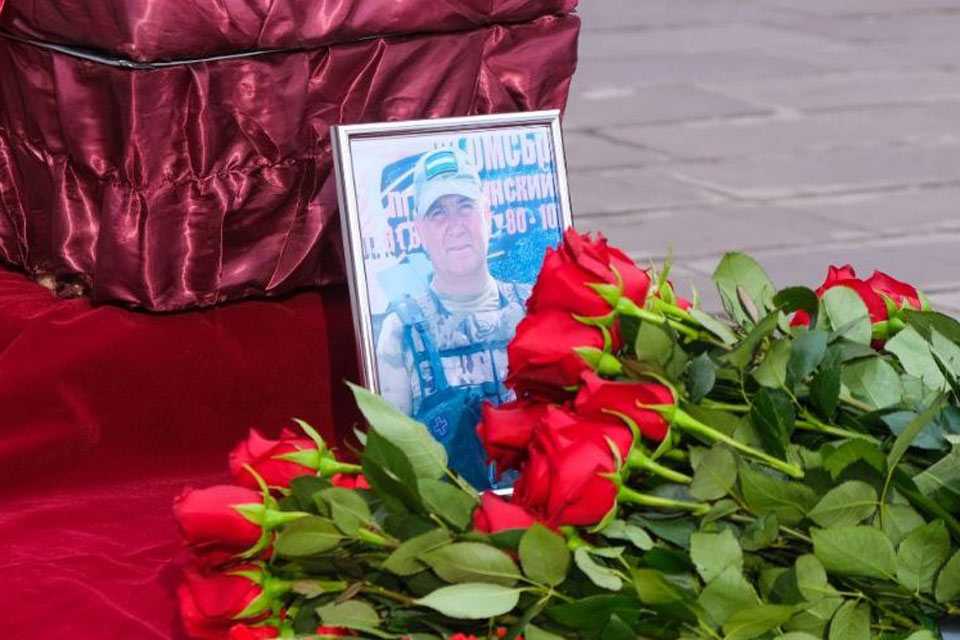 В Башкирии простились с ветераном Чечни погибшим на СВО