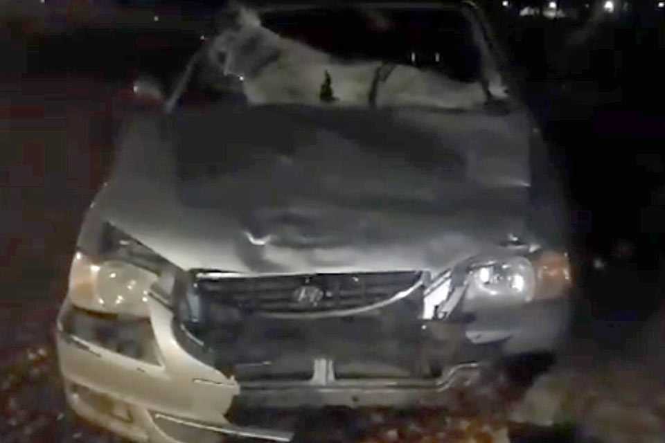 Пьяный водитель без прав сбил двух пешеходов в Башкирии - видео