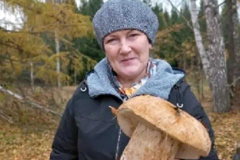 Грибной рекорд: жительница Башкирии нашла боровик весом почти 1 кг