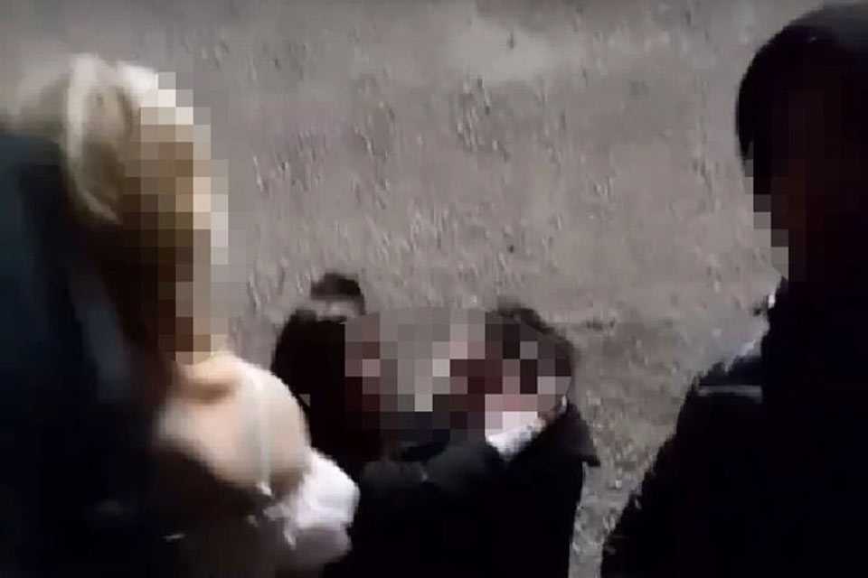 В Башкирии проверят обстоятельства драки школьниц на Хэллоуинской вечеринке