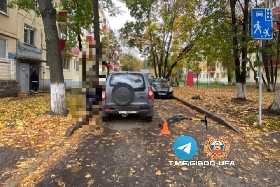 В Уфе 17-летняя студентка на электросамокате попала под колеса автомобиля