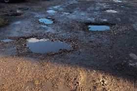 Жители села в Башкирии попросили Радия Хабирова отремонтировать дорогу