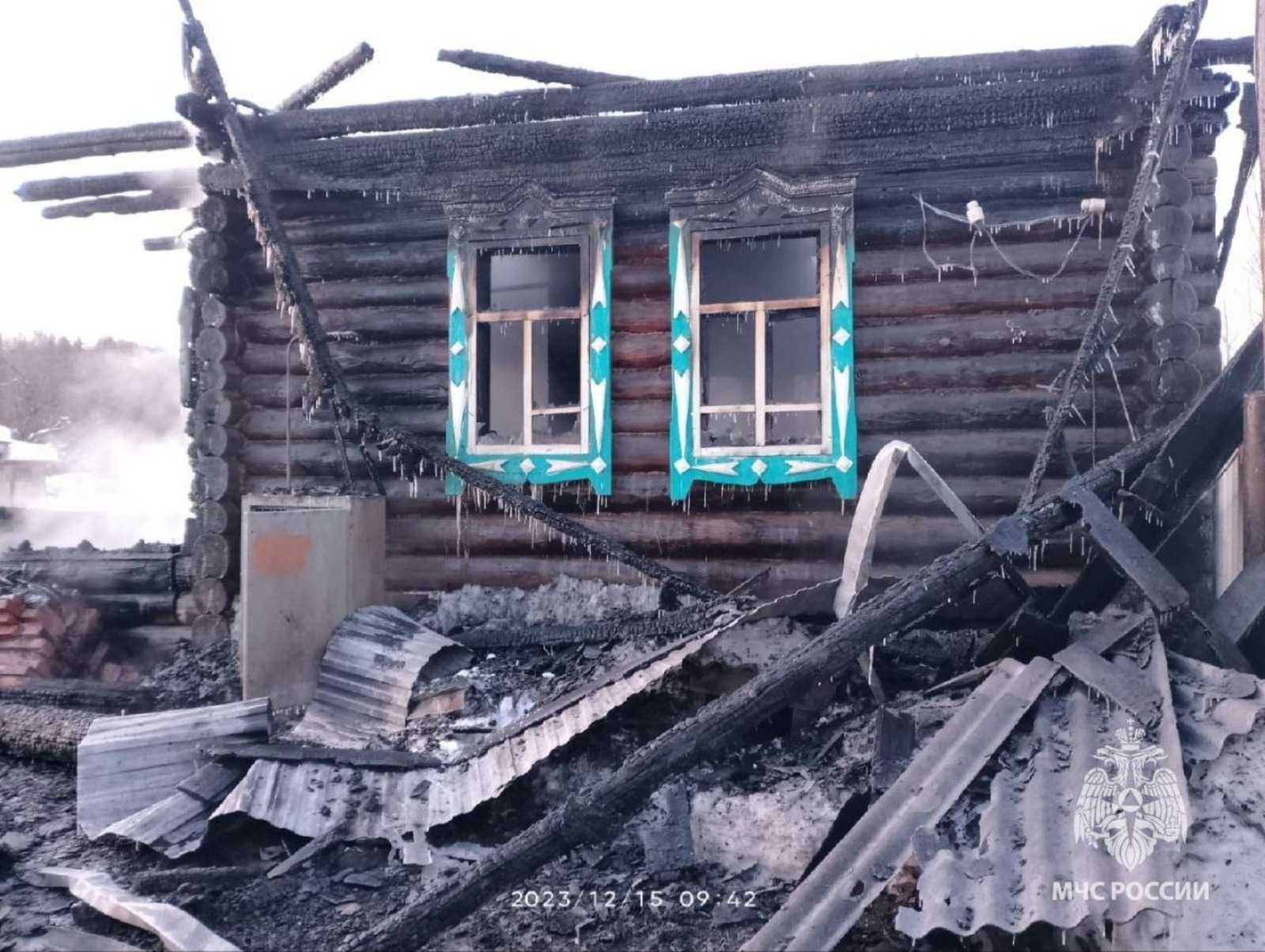 В Башкирии в собственном доме заживо сгорел мужчина