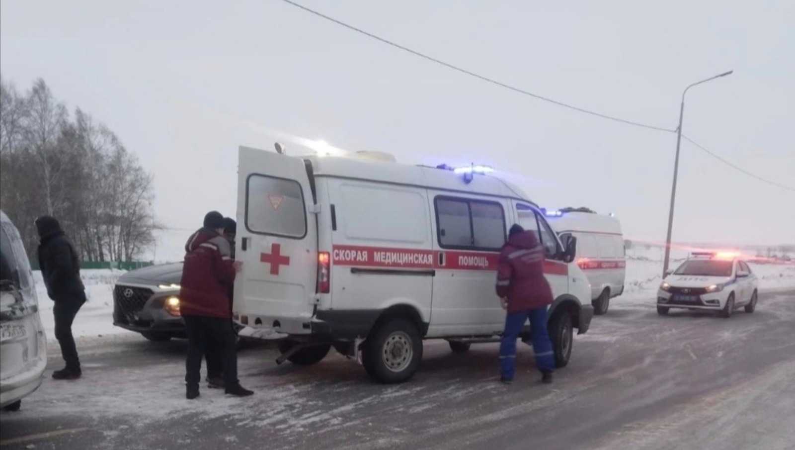 В Башкирии школьница получила травмы черепа, попав в автомобиле такси в аварию