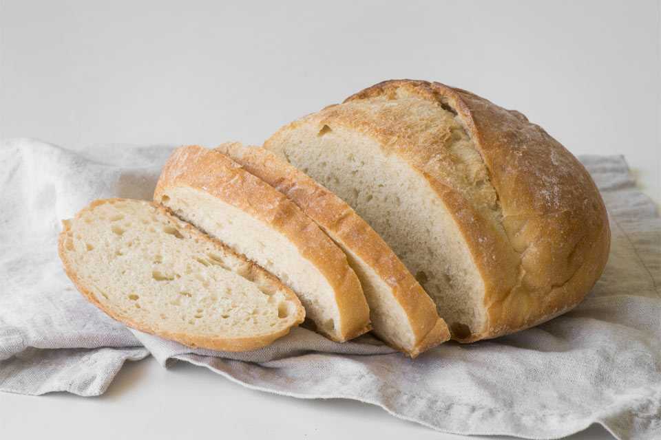 Станет ядом: врач назвала хлеб, который может вызывать рак