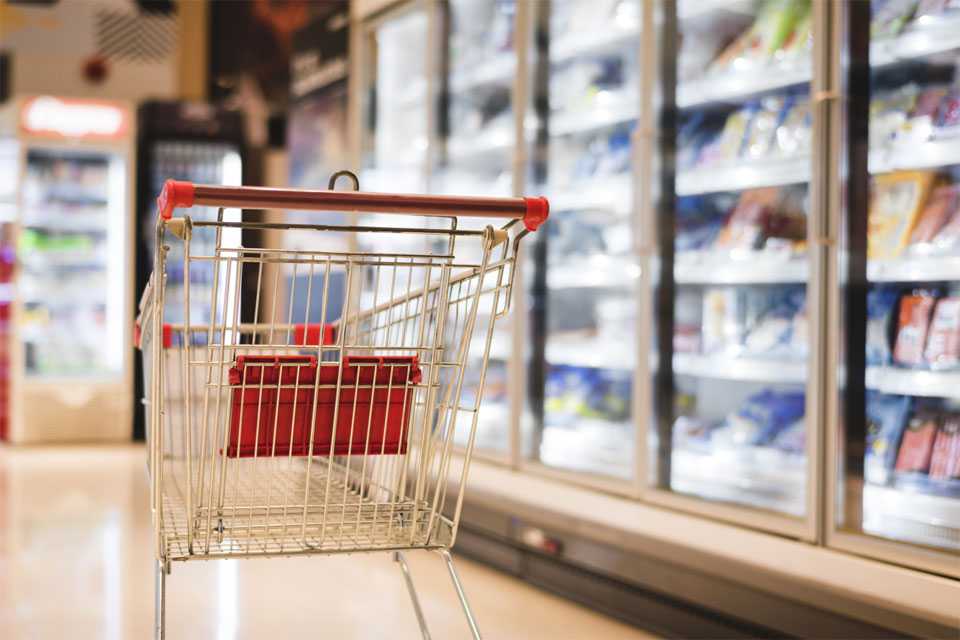 Запреты уже действуют: новые правила в супермаркетах касаются всех без исключений