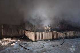 В Башкирии 45-летняя женщина погибла в огне, вернувшись в горящий дом за документами