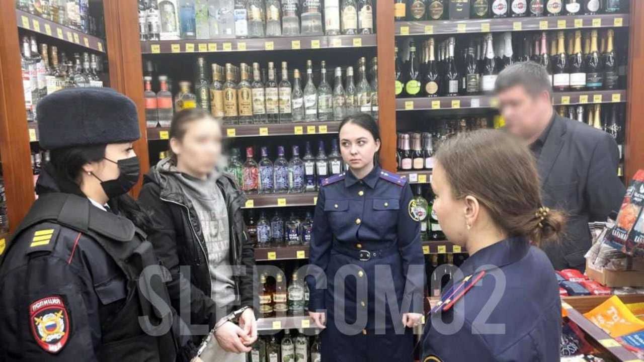 В Башкирии вынесли приговор уфимке, убившей продавщицу «Красного и белого» из-за расставания с подружкой - ВИДЕО