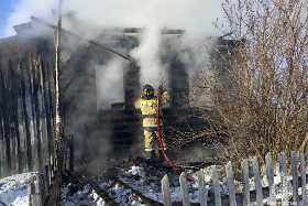 Не спас извещатель: мужчина погиб на пожаре в Башкирии