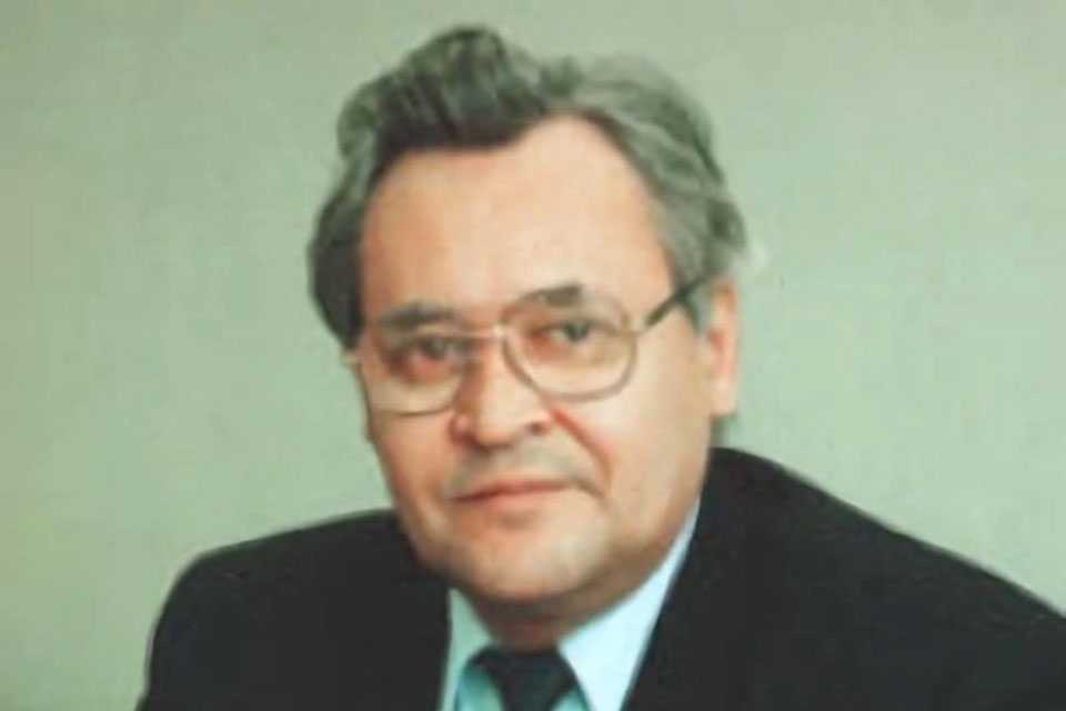 В Уфе скончался физик и бывший ректор БашГУ Мухамет Харрасов