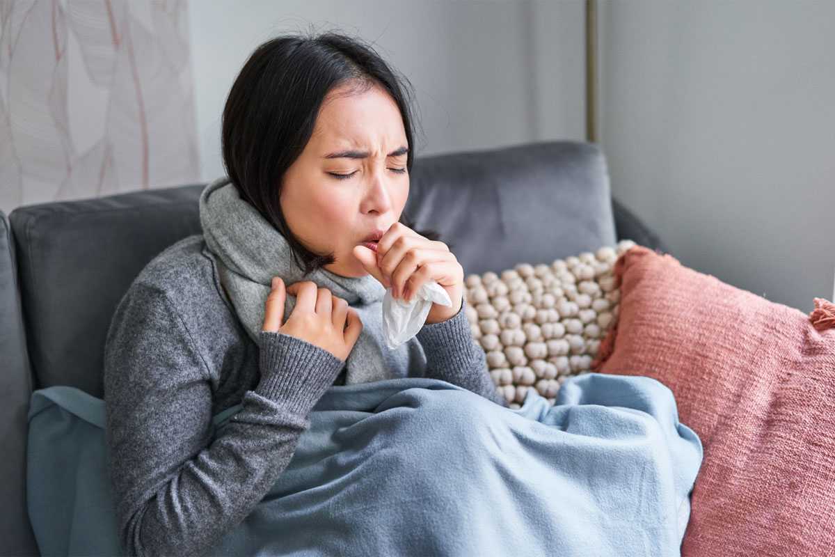 Не игнорируйте кашель: он может быть симптомом не только простуды. Терапевт Терехова предупреждает о раке и проблемах с ЖКТ