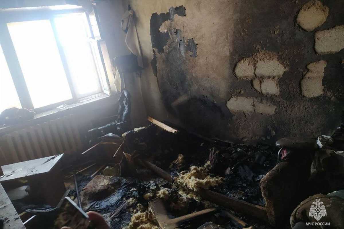 Неосторожность при курении обернулась трагедией: в Башкирии мужчина погиб на пожаре