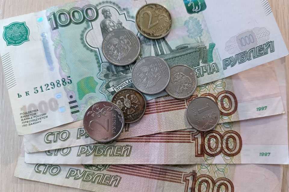 Власти Башкирии планируют выдавать детям-сиротам деньги на карманные расходы