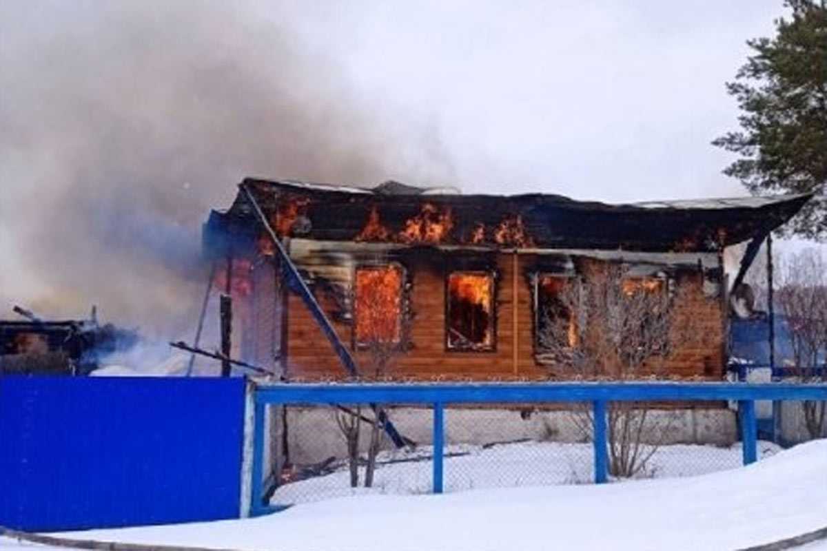 В Башкирии при пожаре в доме погиб 60-летний мужчина