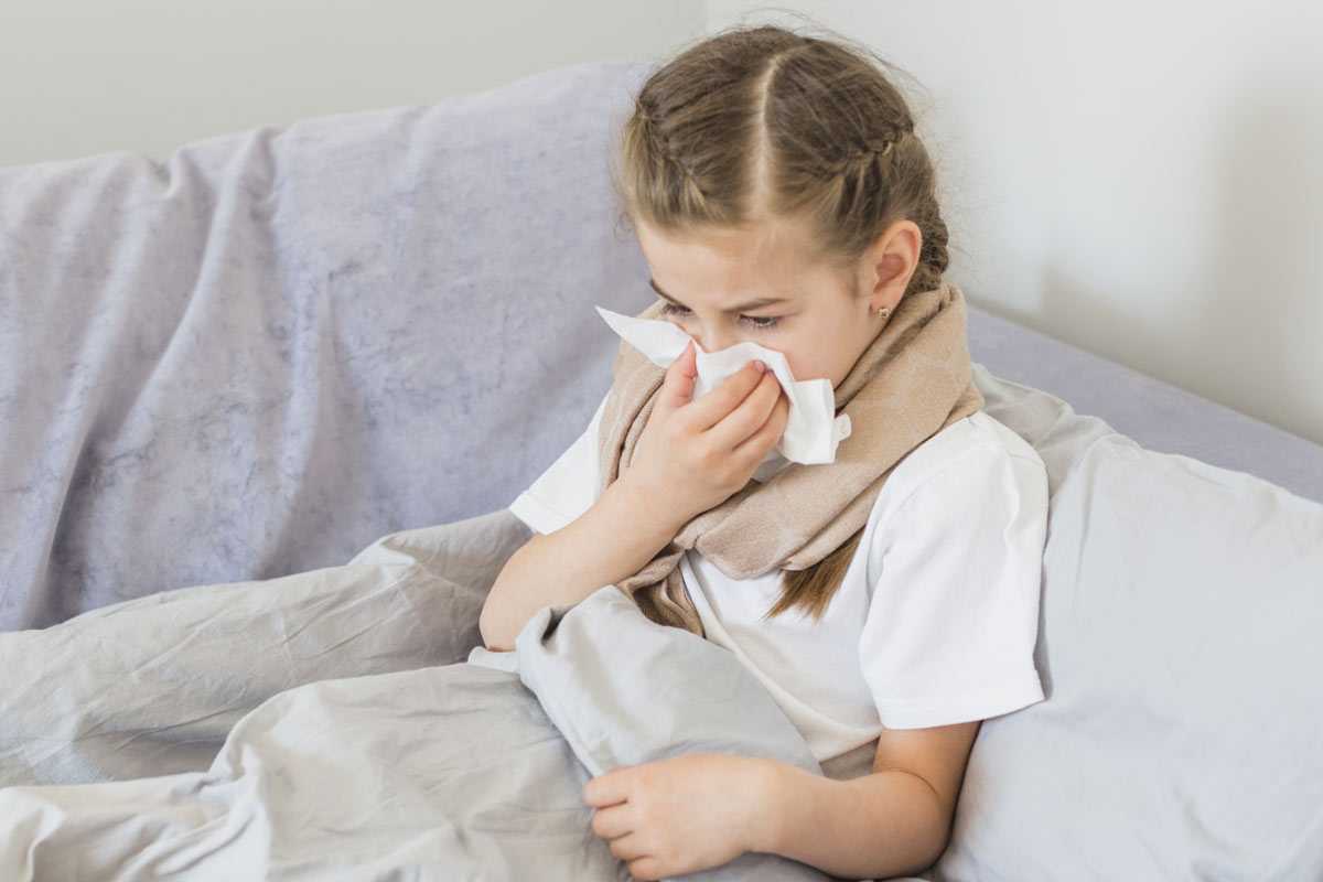 «Смертельно опасно»: Почему перекись водорода не подходит для лечения насморка у детей — предостережение педиатра