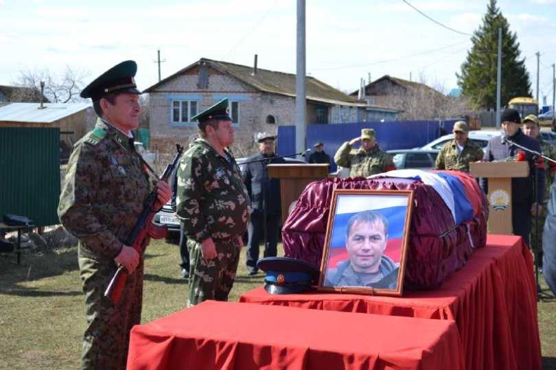 В Башкирии простились с погибшим в СВО Маратом Кабировым
