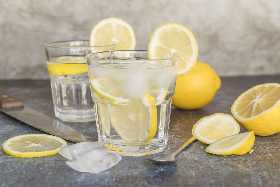Мудрые хозяйки замораживают лимоны килограммами: стало известно для чего – отличный вкус и невероятная польза