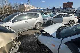 В Уфе в массовой аварии с участием 10 машин и автобуса пострадали 3 человека