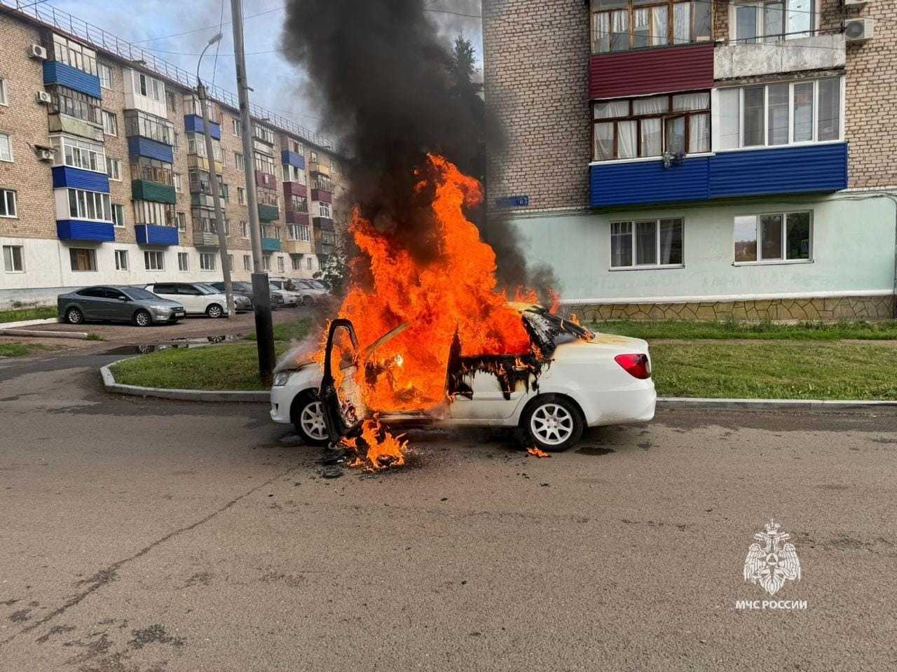 В Башкирии мужчина получил сильные ожоги при возгорании автомобиля |  23.06.2024 | Новости Уфы - БезФормата