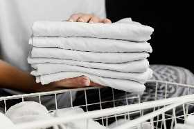 Даже многолетние кухонные полотенца будут как новые: замочите их в этом растворе — выйдет вся грязь, рисунок не сотрётся