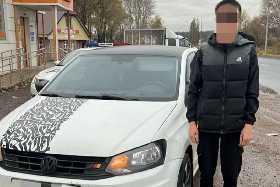 ГИБДД Уфы привлекла к ответственности юношу, высунувшегося из окна авто
