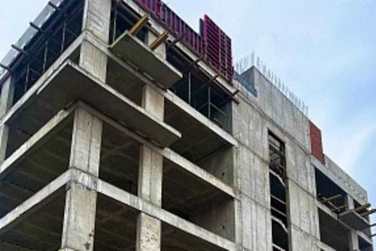 В Стерлитамаке рабочий упал с 20-метровой высоты