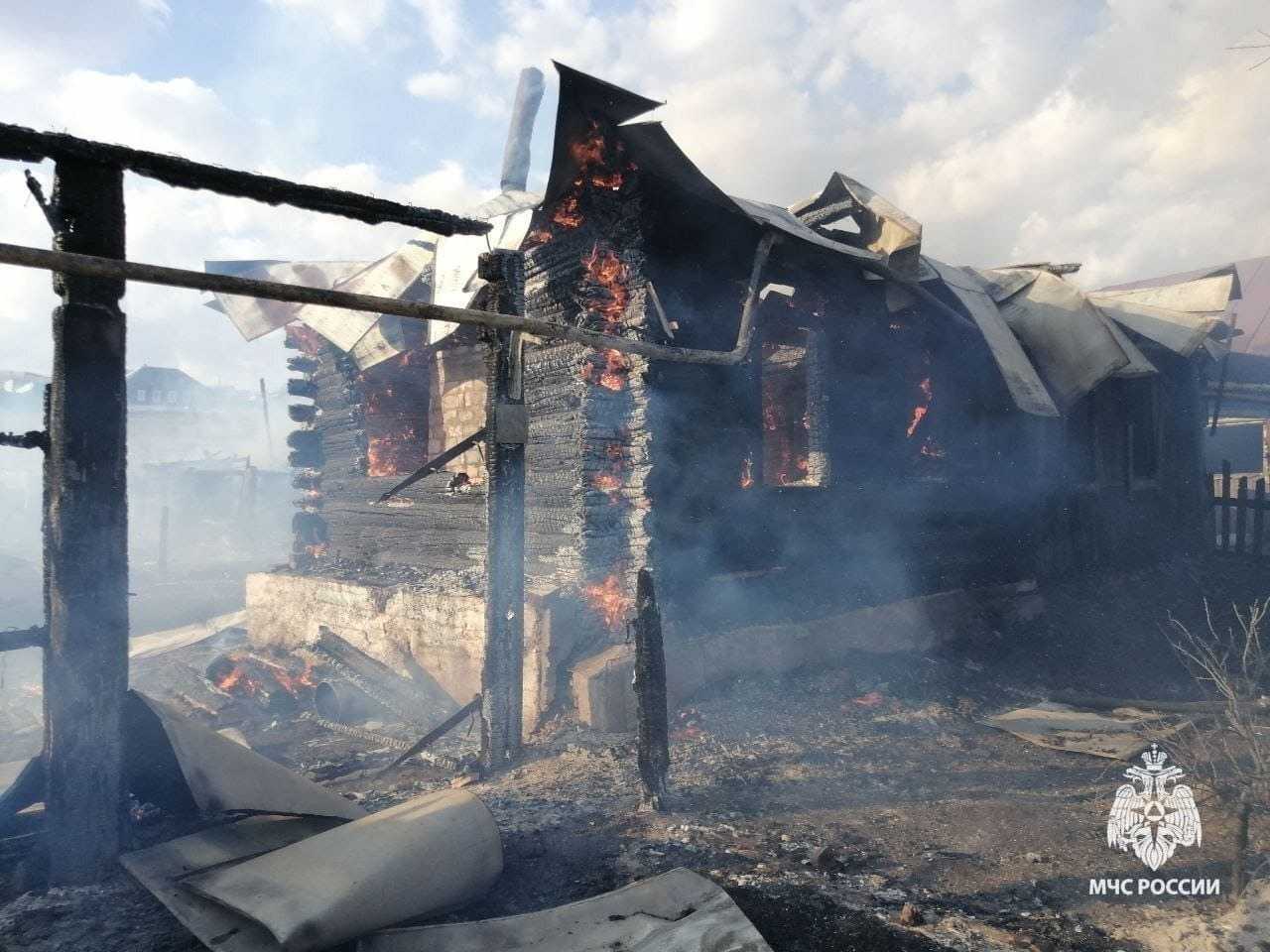 69-летний мужчина погиб при пожаре в частном доме в Башкирии