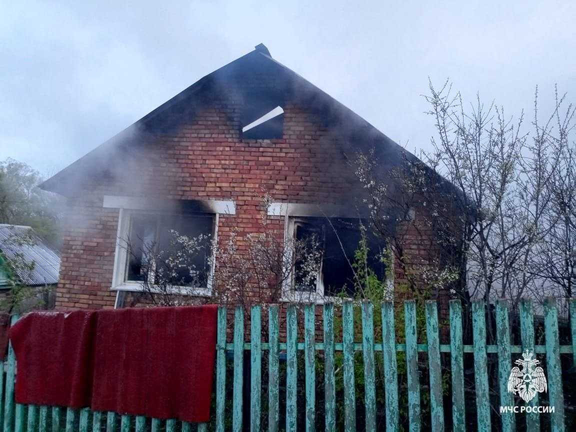 В Ермекеевском районе при пожаре в доме погибли 83-летняя женщина и её сын
