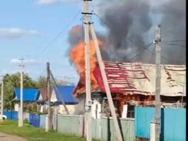 В Башкирии пожар едва не унёс жизни целой семьи