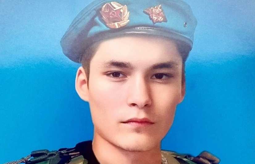 В Башкирии простились с 19-летним бойцом, погибшим в зоне СВО