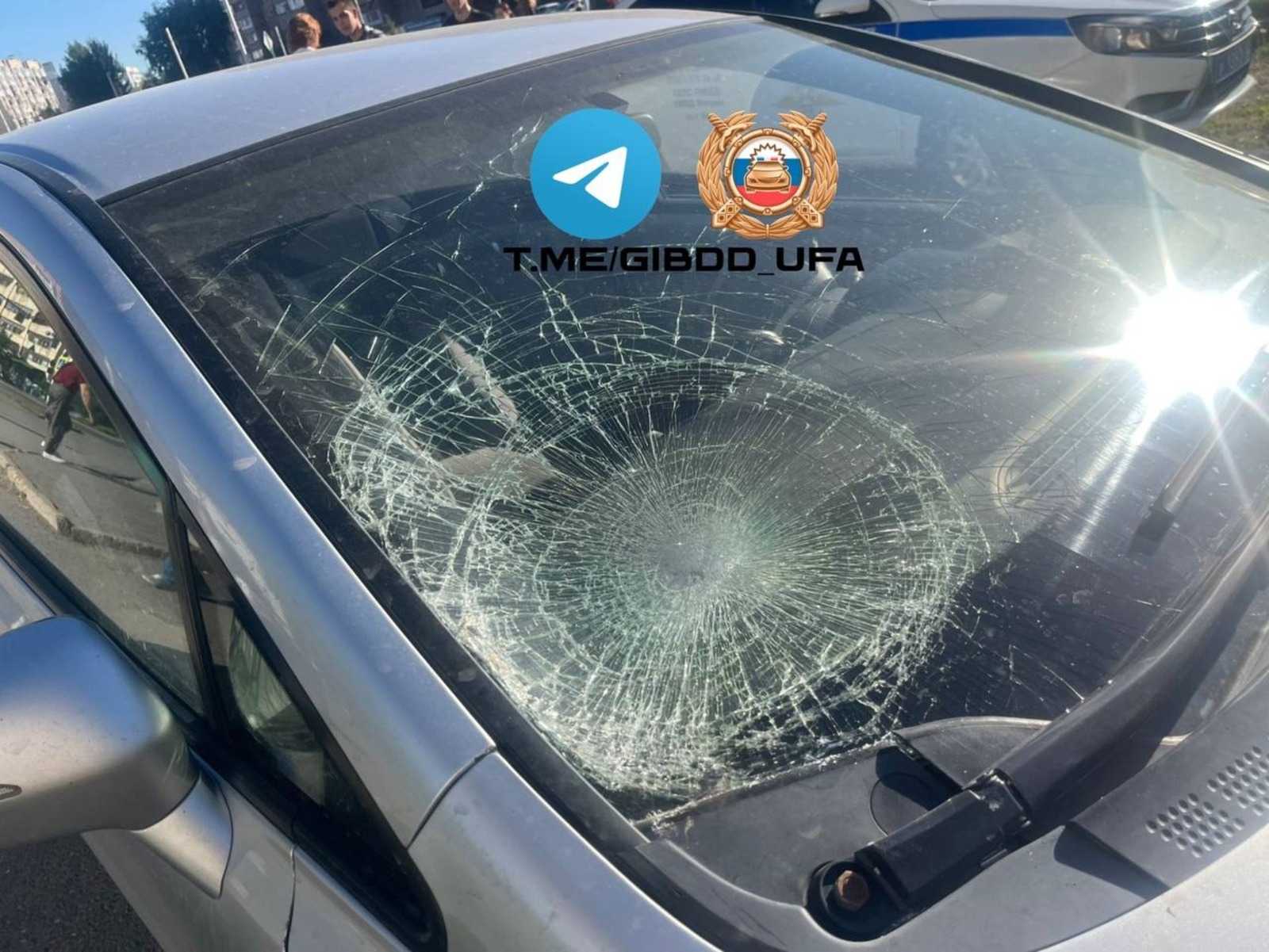 В Уфе водитель Honda Civic сбил десятилетнего велосипедиста на «зебре»