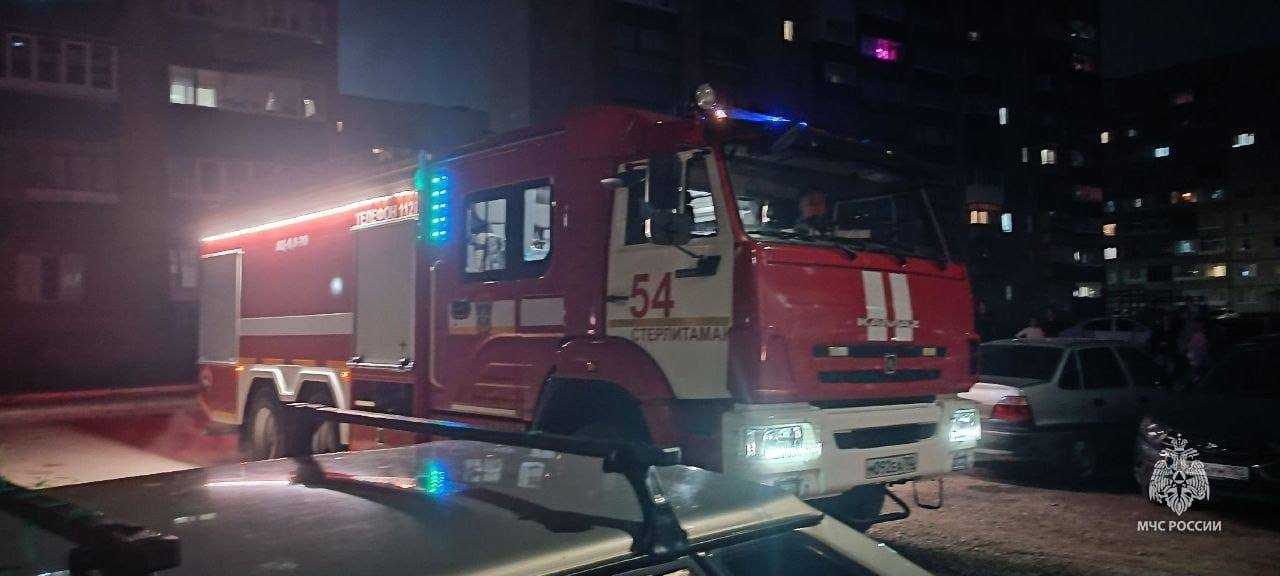 В Башкирии семейная пара скончалась в горящей квартире