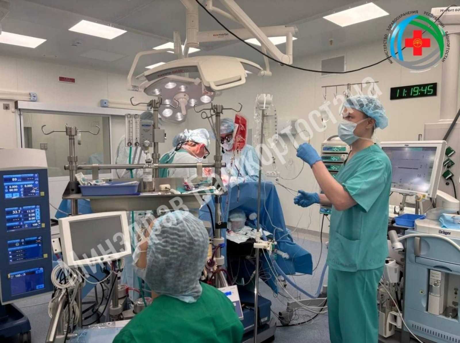 Уфимские хирурги спасли мужчину с двумя смертельными пороками сердца