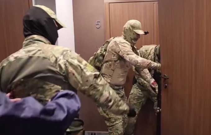 В Уфе задержали группу, отмывшую 3 млрд рублей через карты горожан