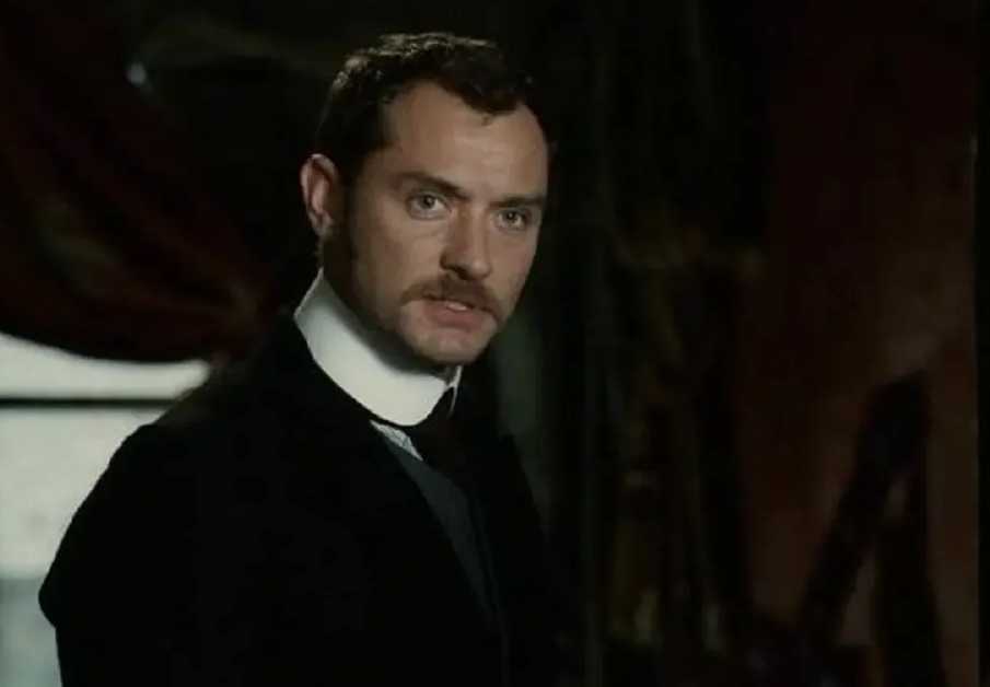 Тяжелее покорения Эвереста: Джуд Лоу рассказал о подготовке к перевоплощению в Путина на экране