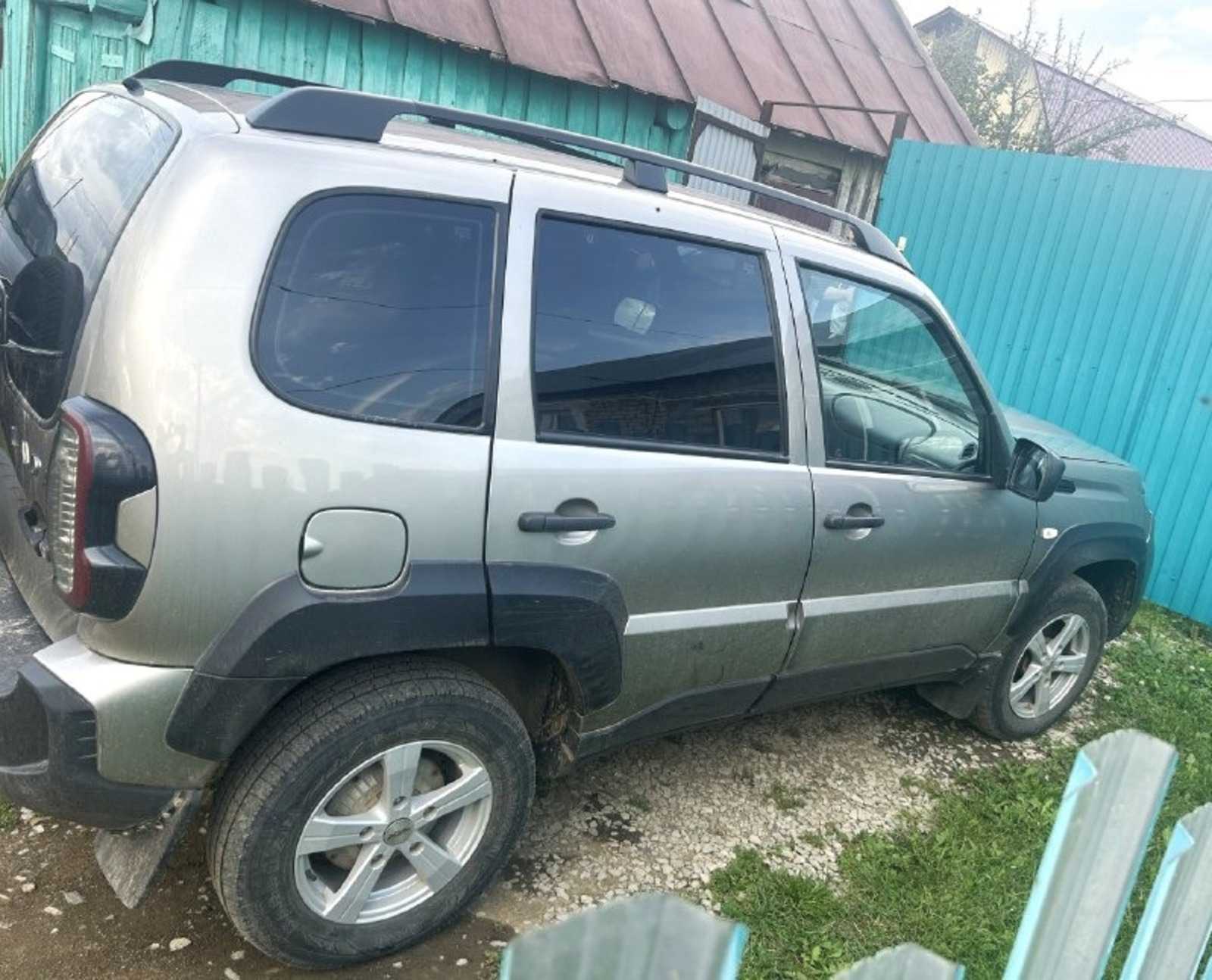 В Башкирии приставы арестовали машину отца за долг по алиментам в 600 тысяч рублей