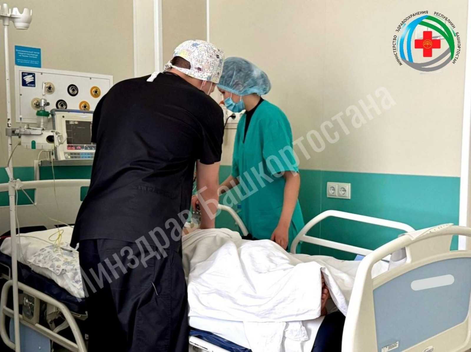 Врачи в Уфе борются за жизнь 12-летнего акробата, сорвавшегося с троса