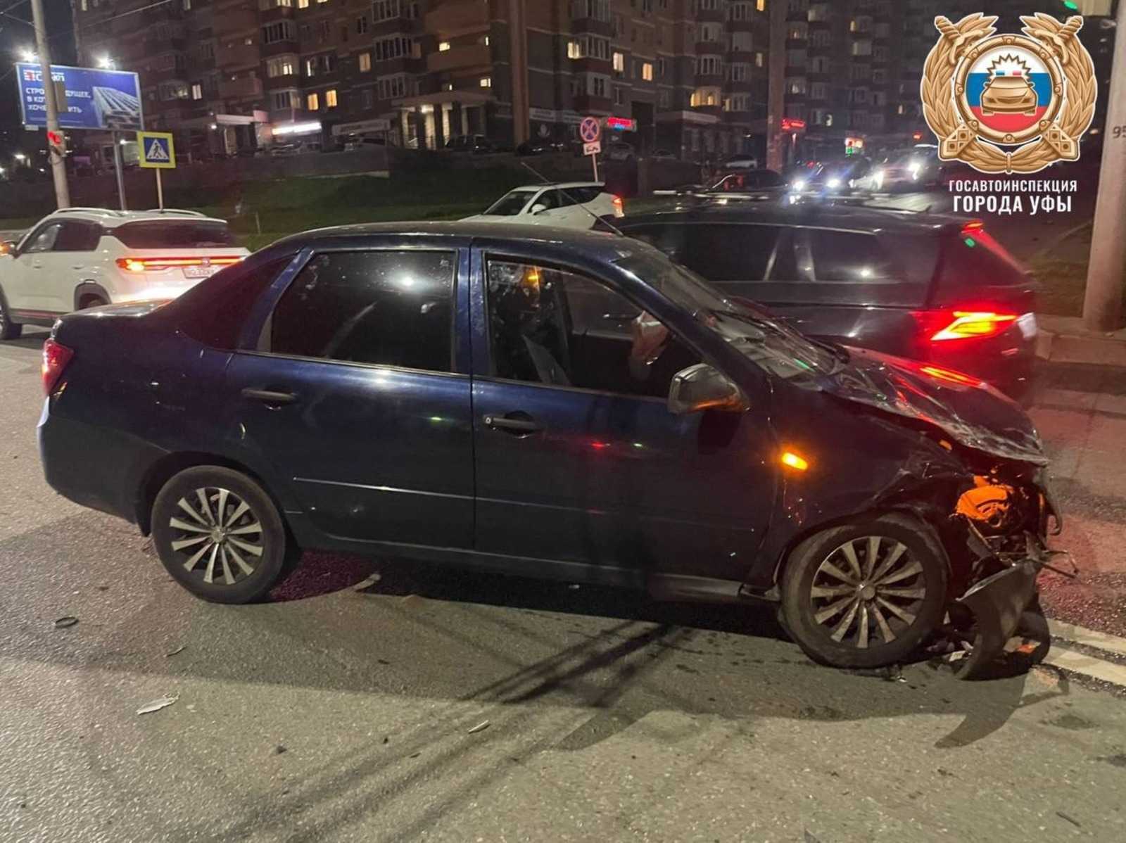 В Уфе на улице Бакалинской улице в ДТП пострадал ребенок